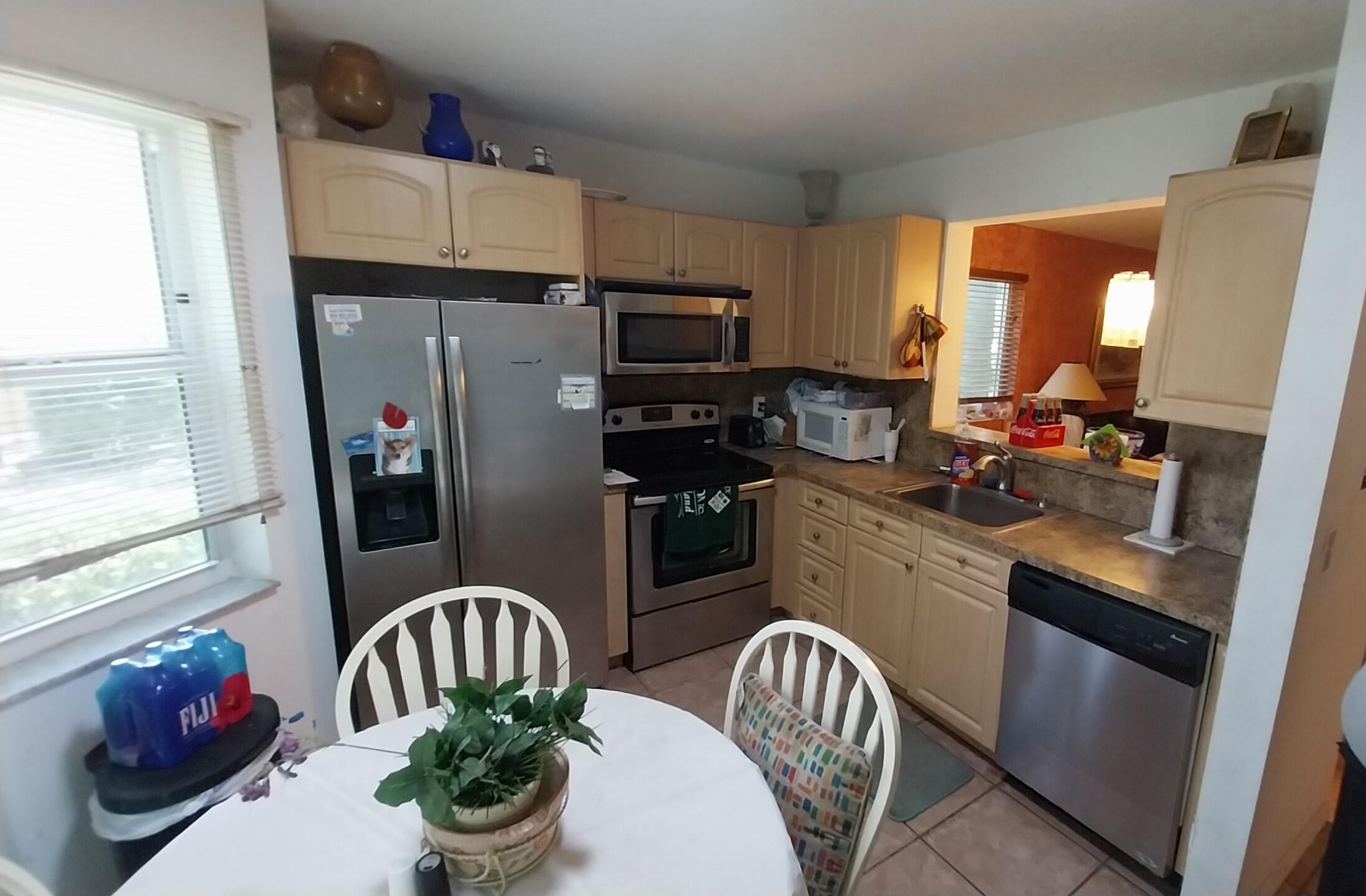 651 NW 79th Avenue Apt 104, Pembroke Pines, FL, 33024/$329,900 1 651 NW 79th Avenue Apt 104