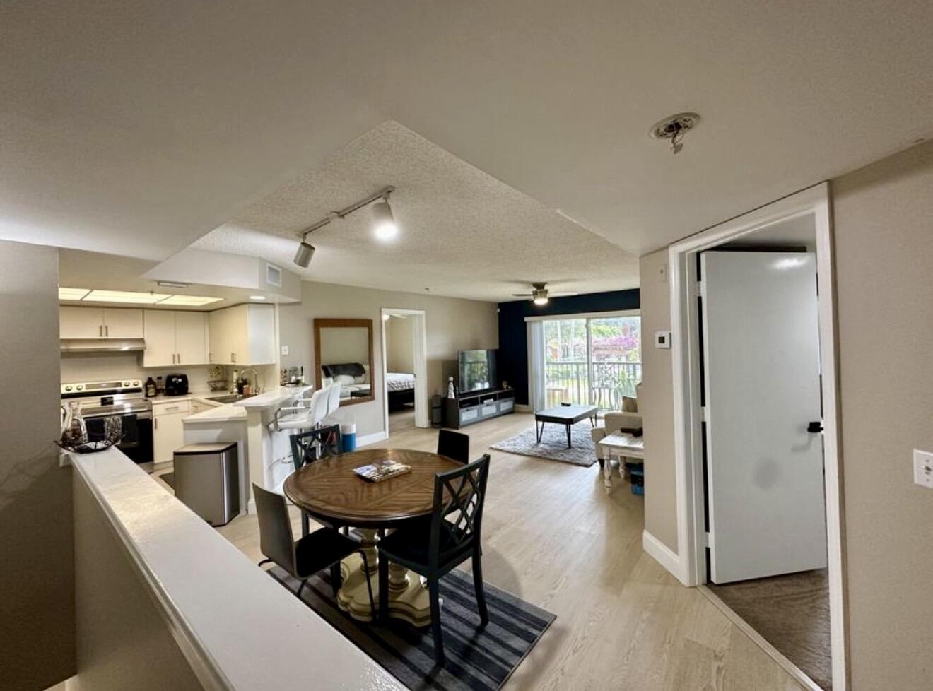 GRAND ISLES CONDO - Residential