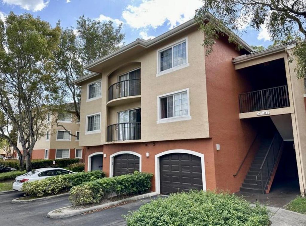 Photo of 4191 N Haverhill Road #405, West Palm Beach, FL 33417 (MLS # R11165485)