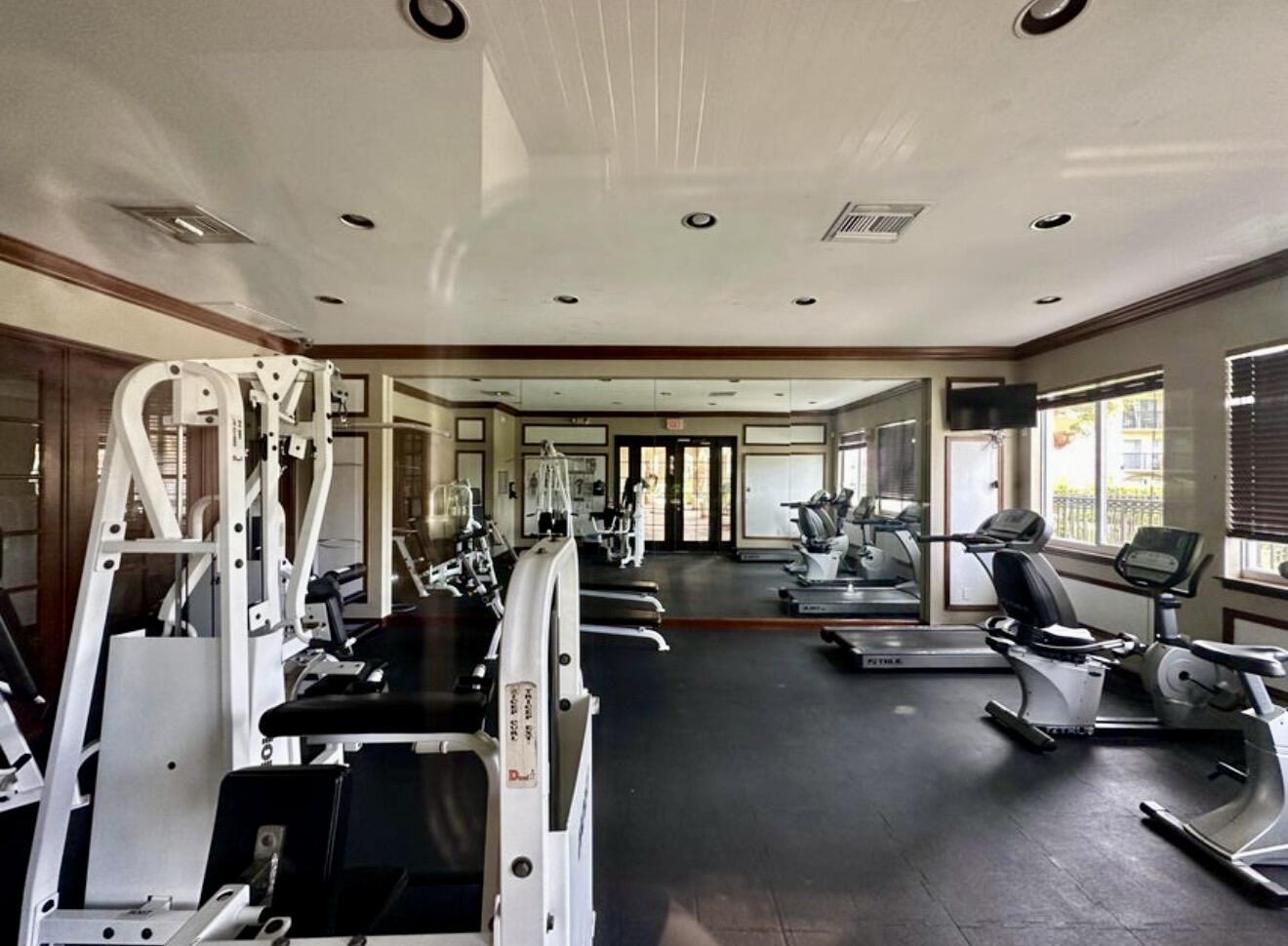 GRAND ISLES CONDO - Residential