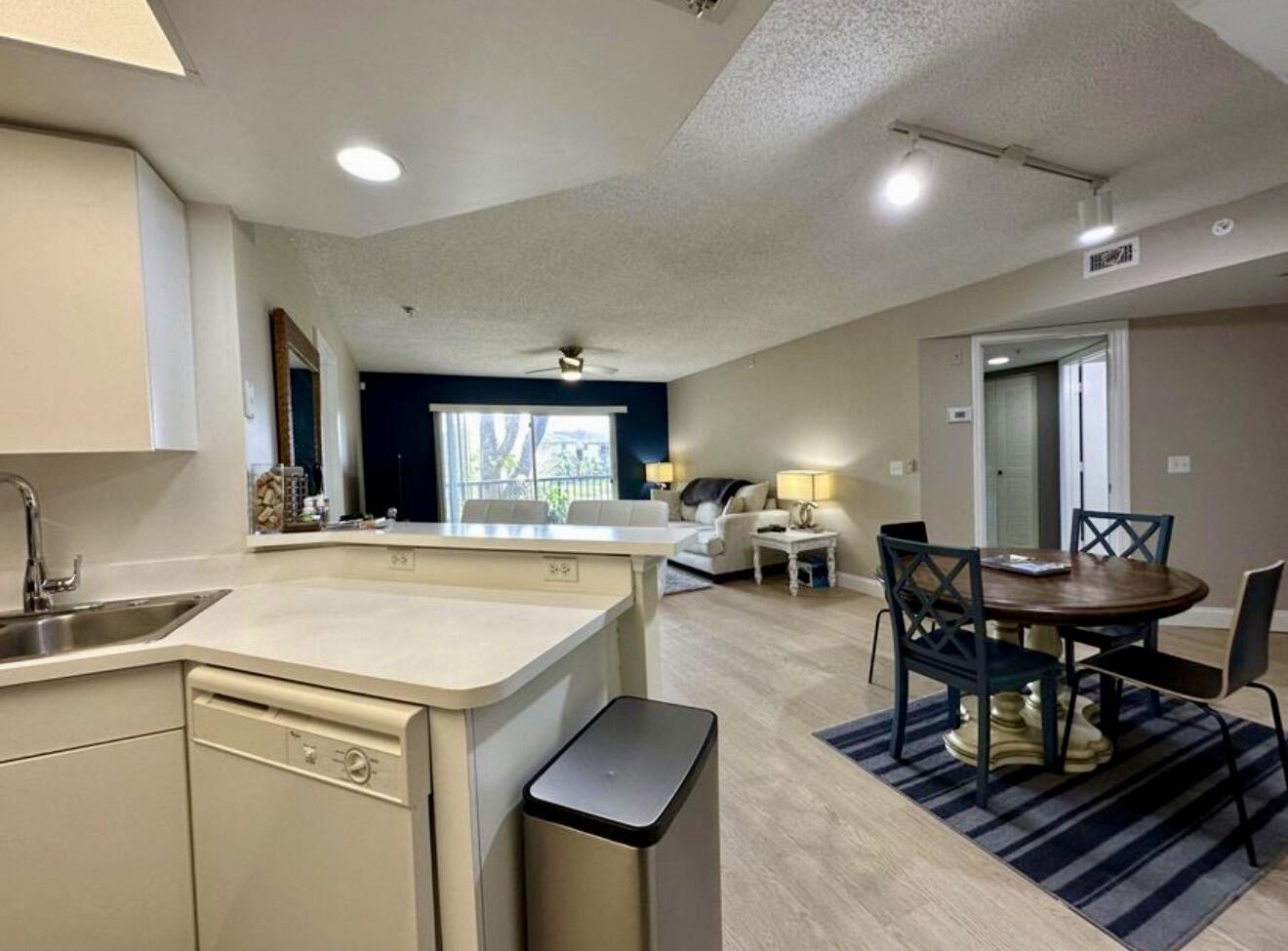 GRAND ISLES CONDO - Residential
