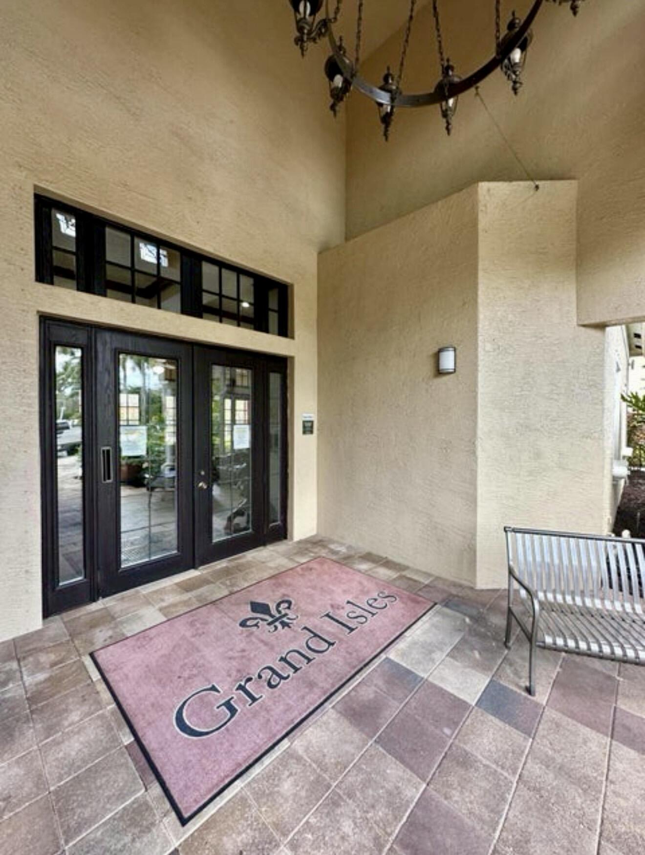 GRAND ISLES CONDO - Residential