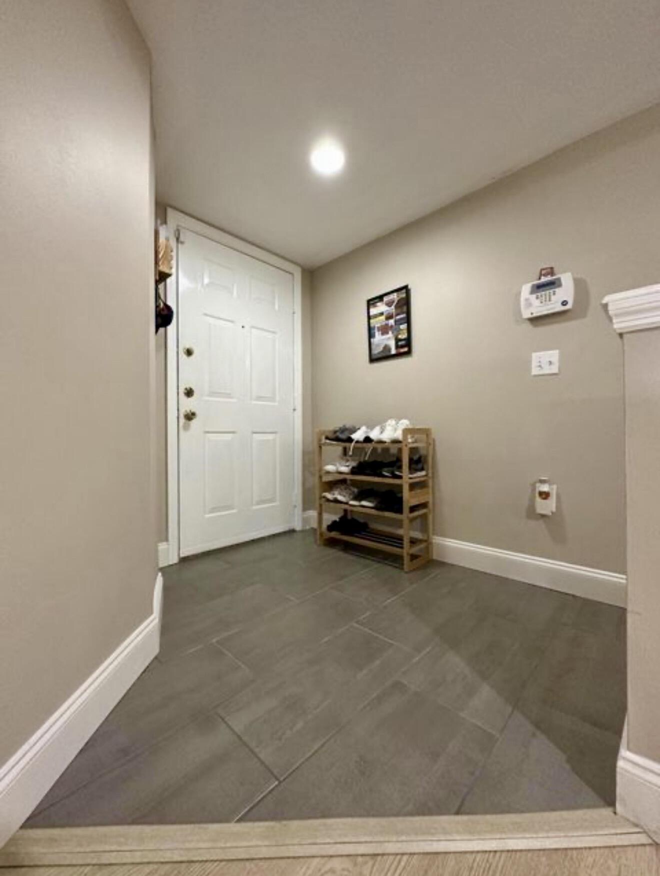 GRAND ISLES CONDO - Residential