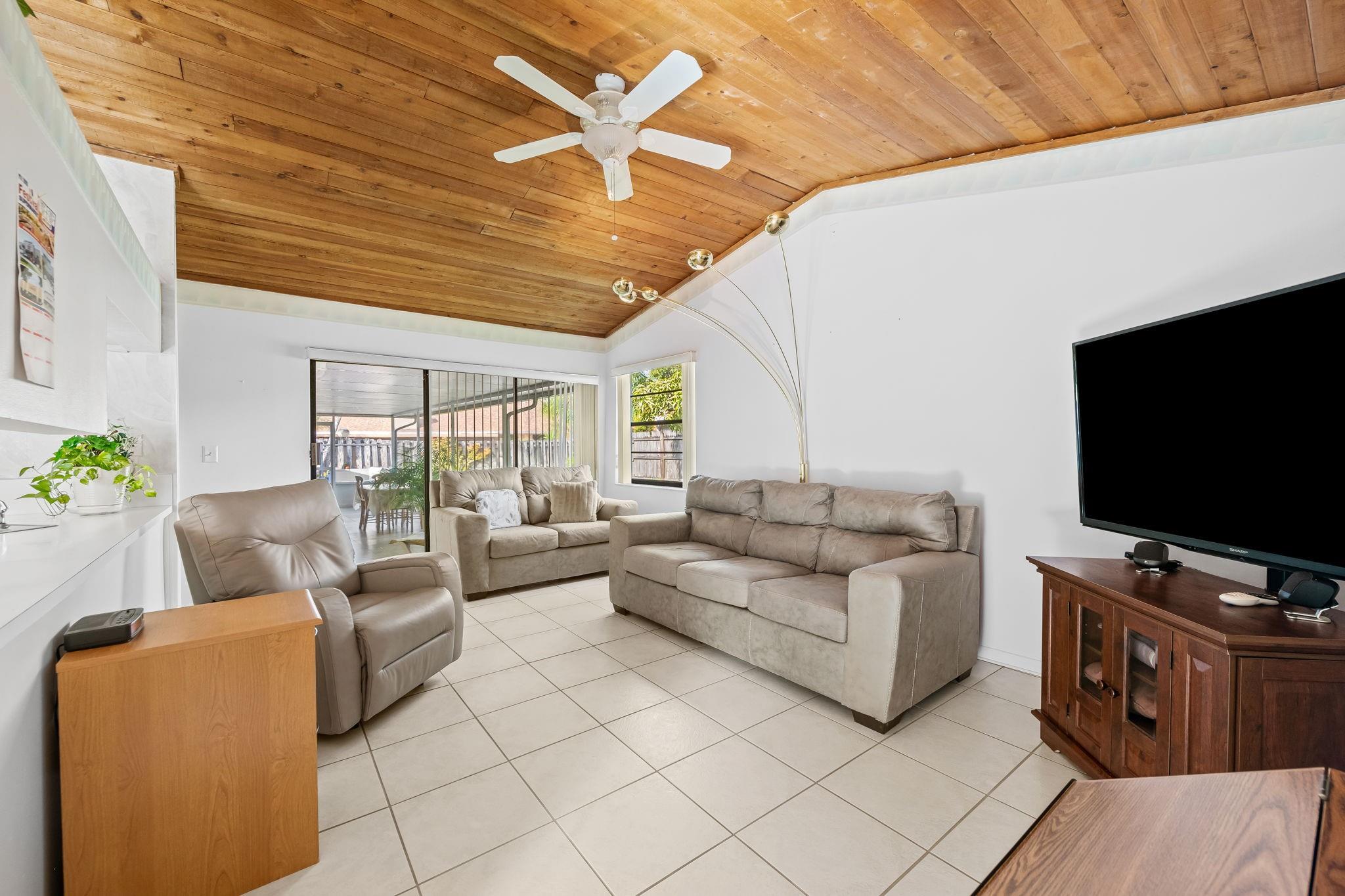 Comrock 95-47 B - Residential