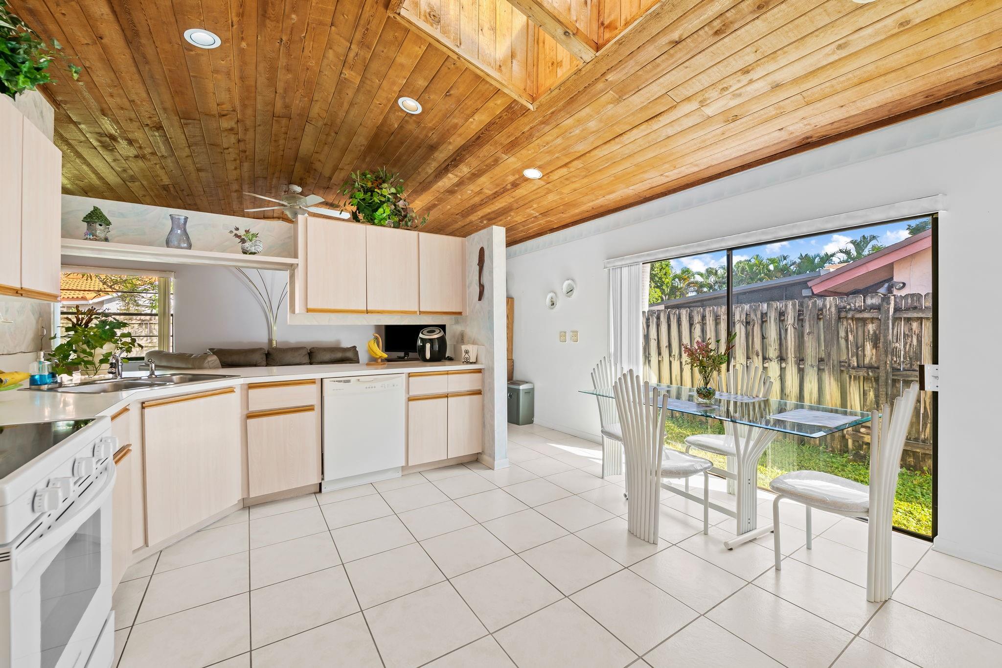 Comrock 95-47 B - Residential