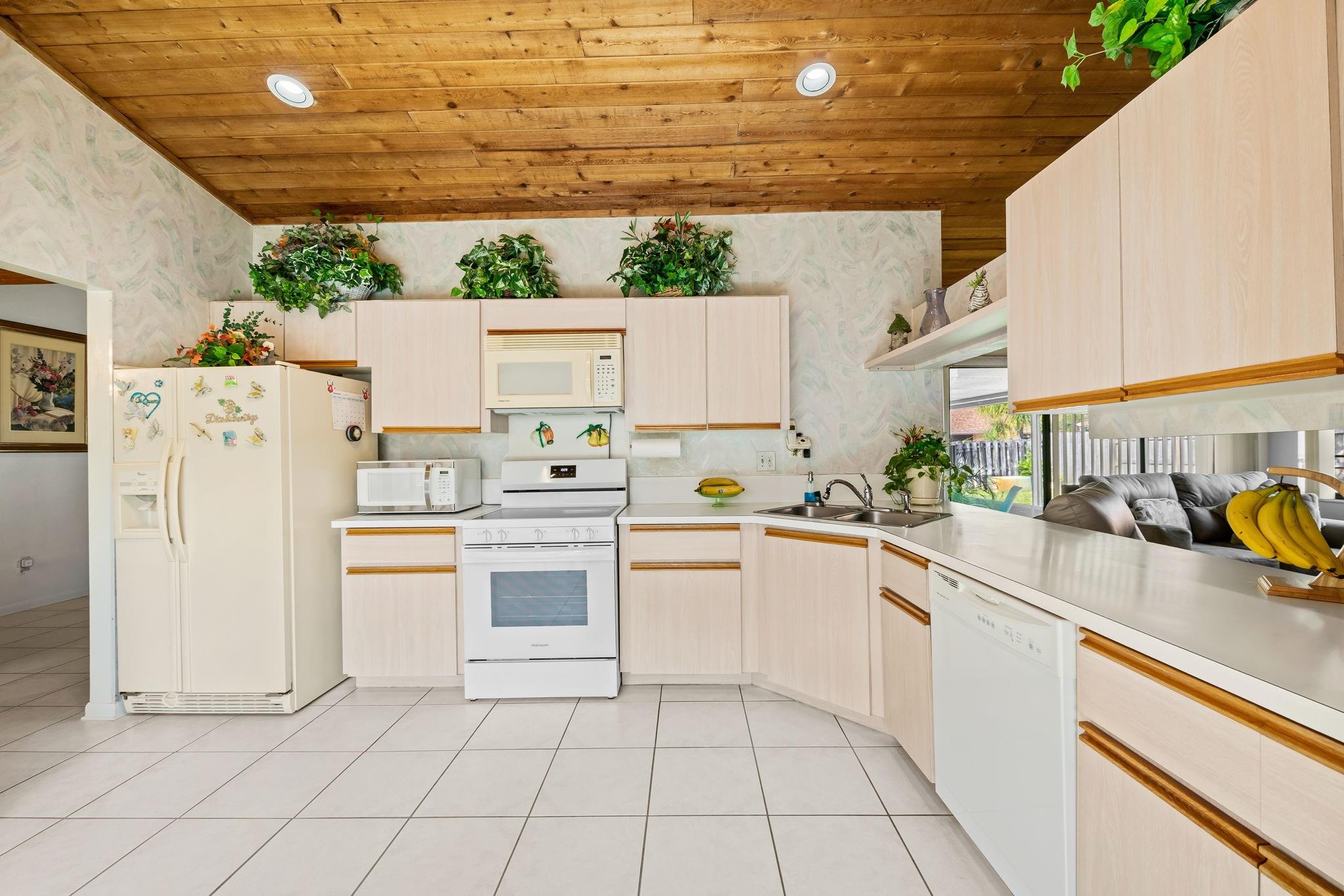 Comrock 95-47 B - Residential