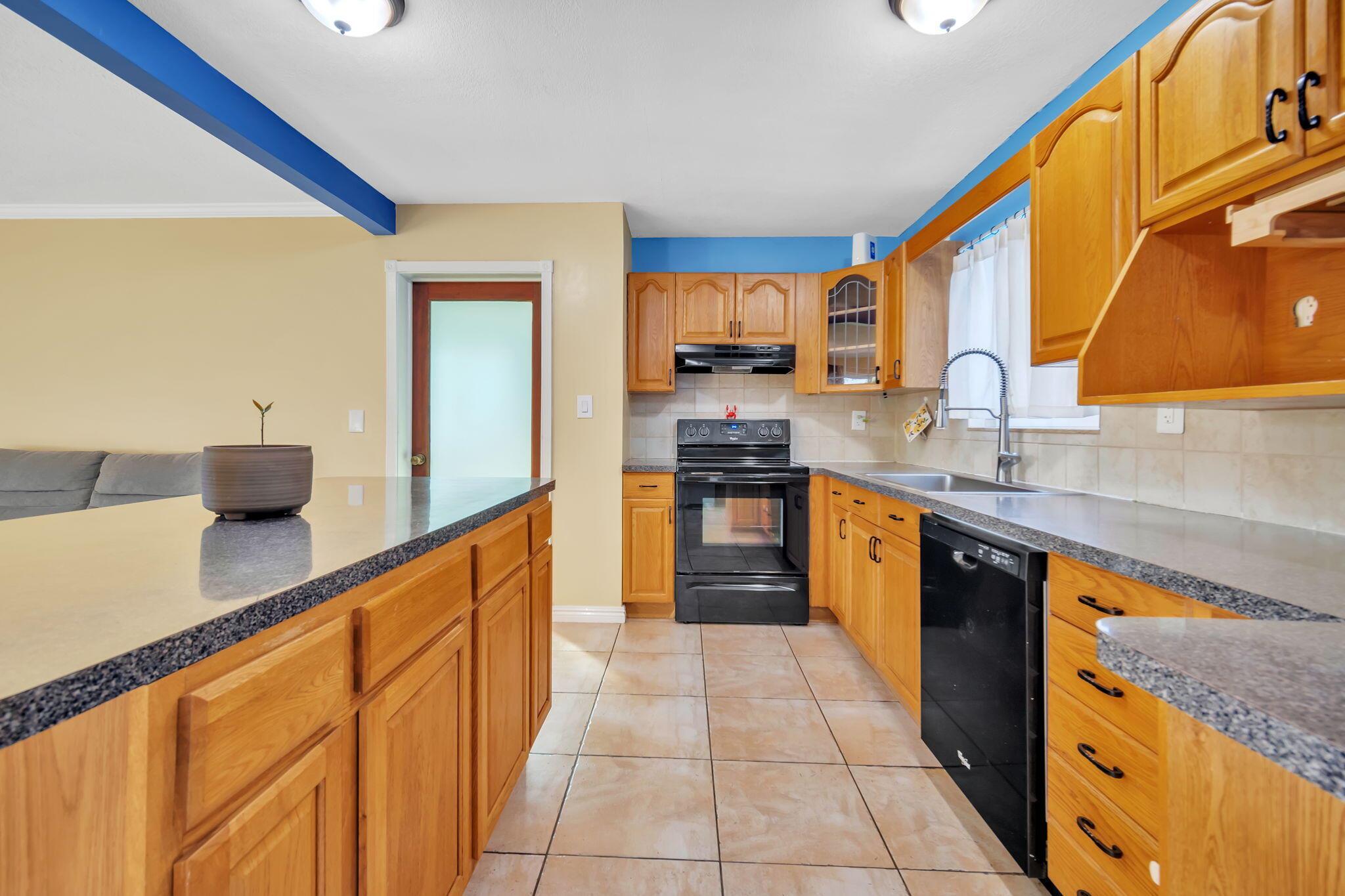 LAKE WORTH HILLS 1ST ADD - Residential