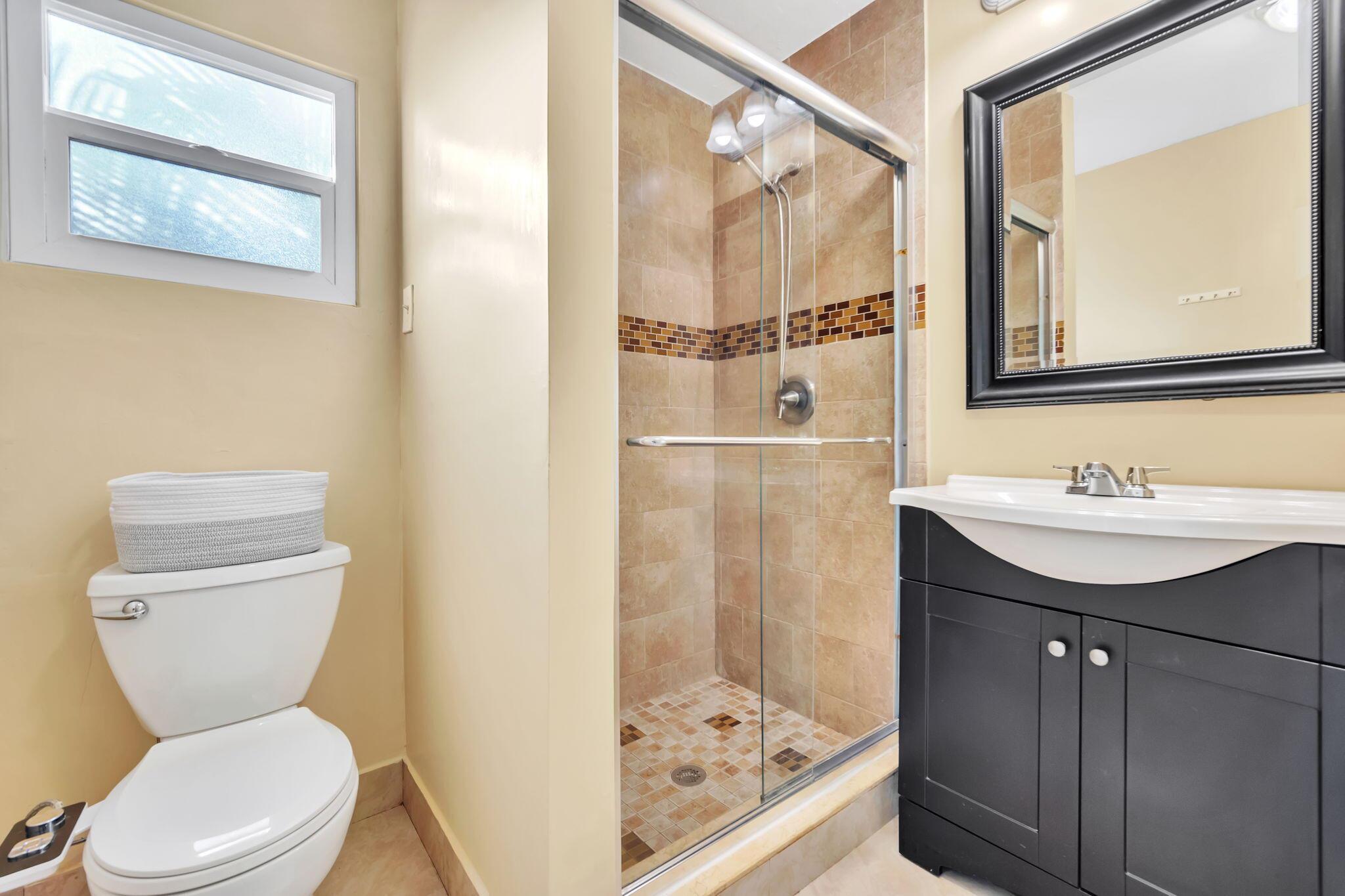 LAKE WORTH HILLS 1ST ADD - Residential