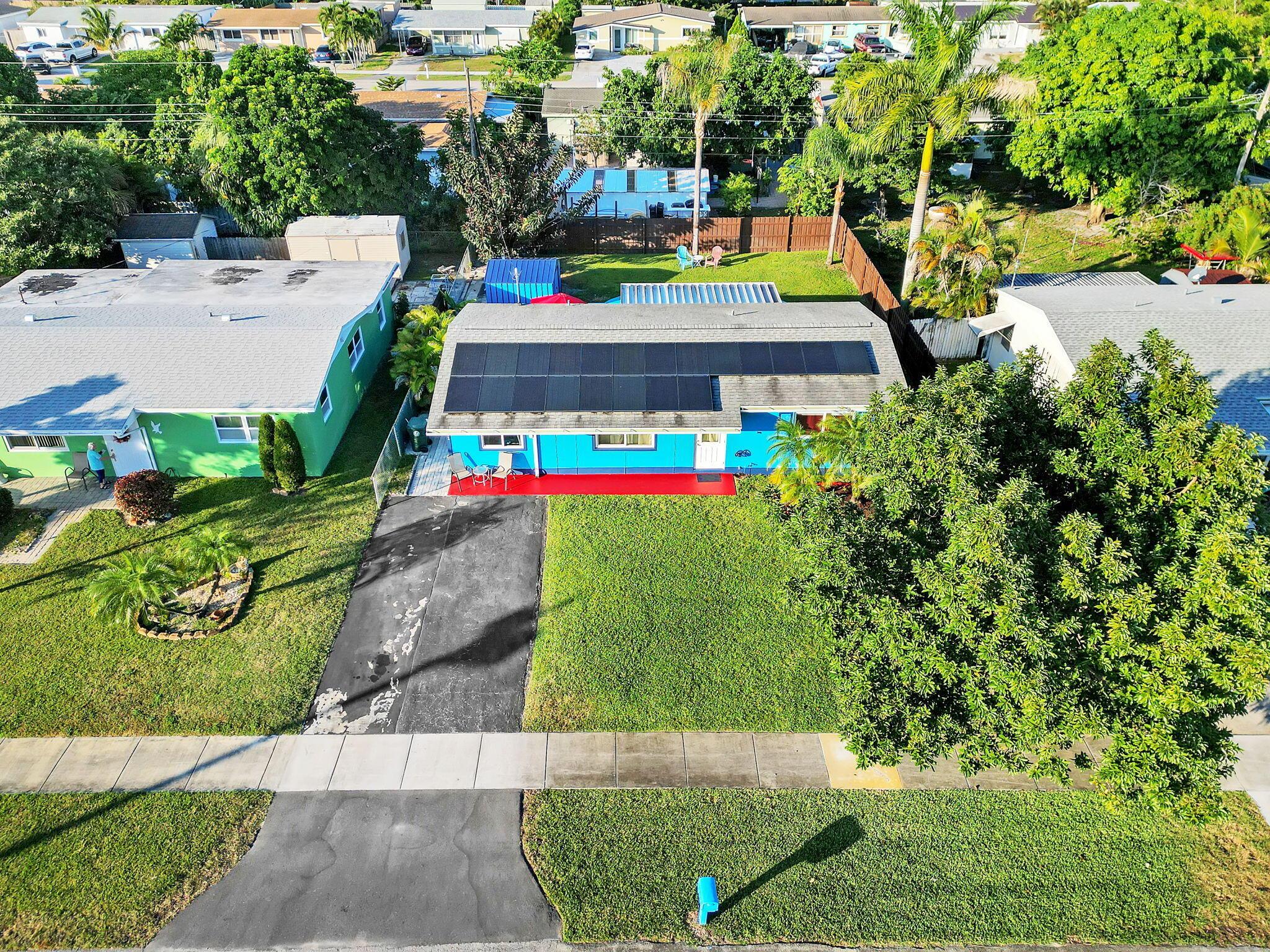 LAKE WORTH HILLS 1ST ADD - Residential