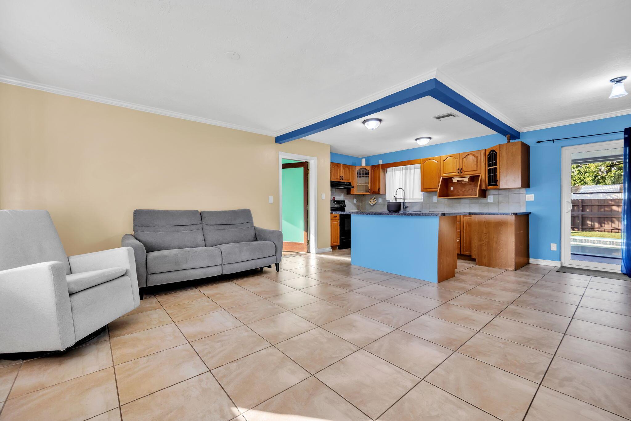 LAKE WORTH HILLS 1ST ADD - Residential