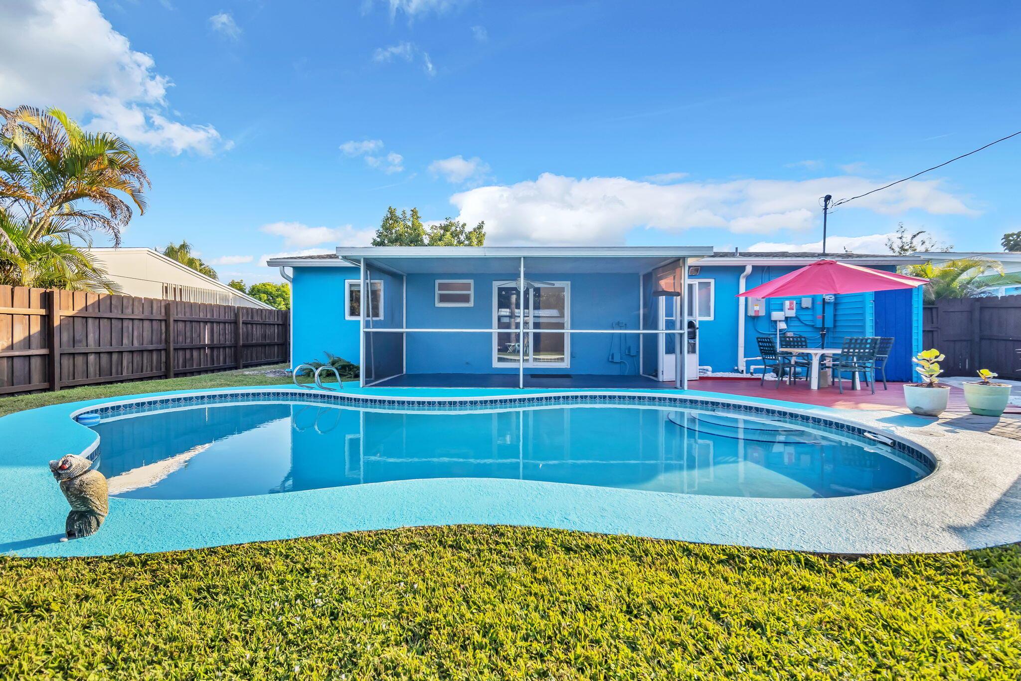 LAKE WORTH HILLS 1ST ADD - Residential