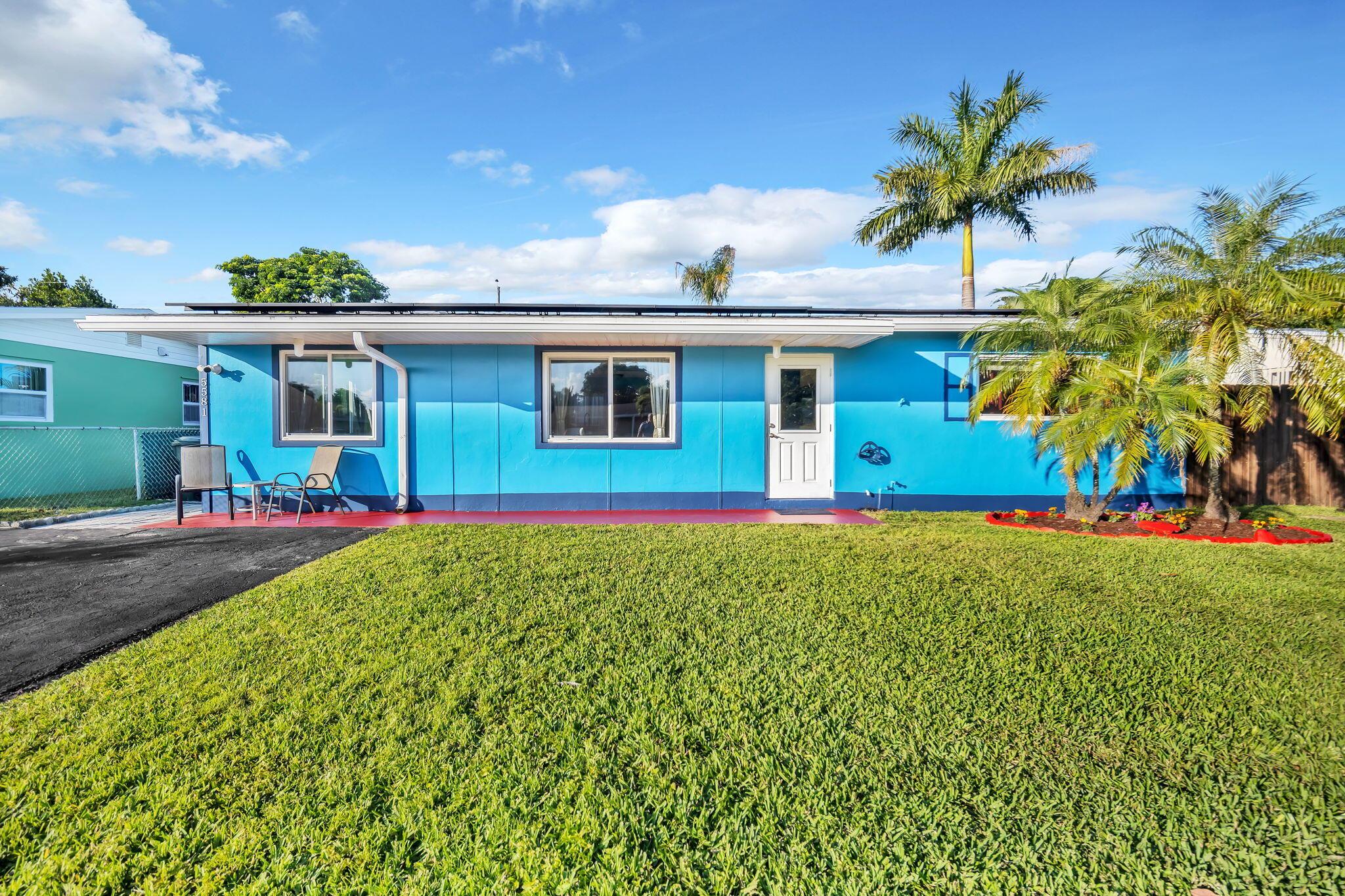 LAKE WORTH HILLS 1ST ADD - Residential