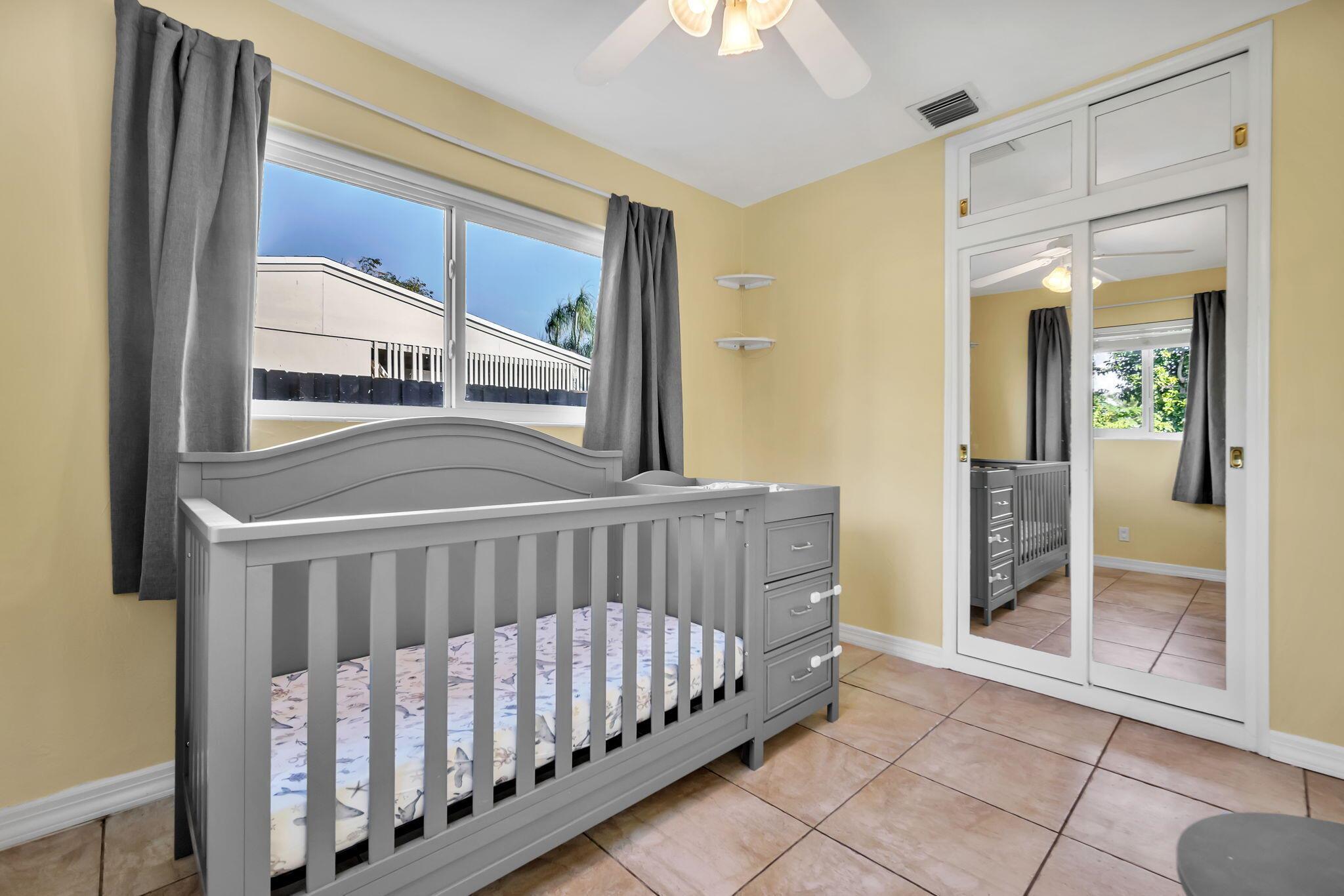 LAKE WORTH HILLS 1ST ADD - Residential