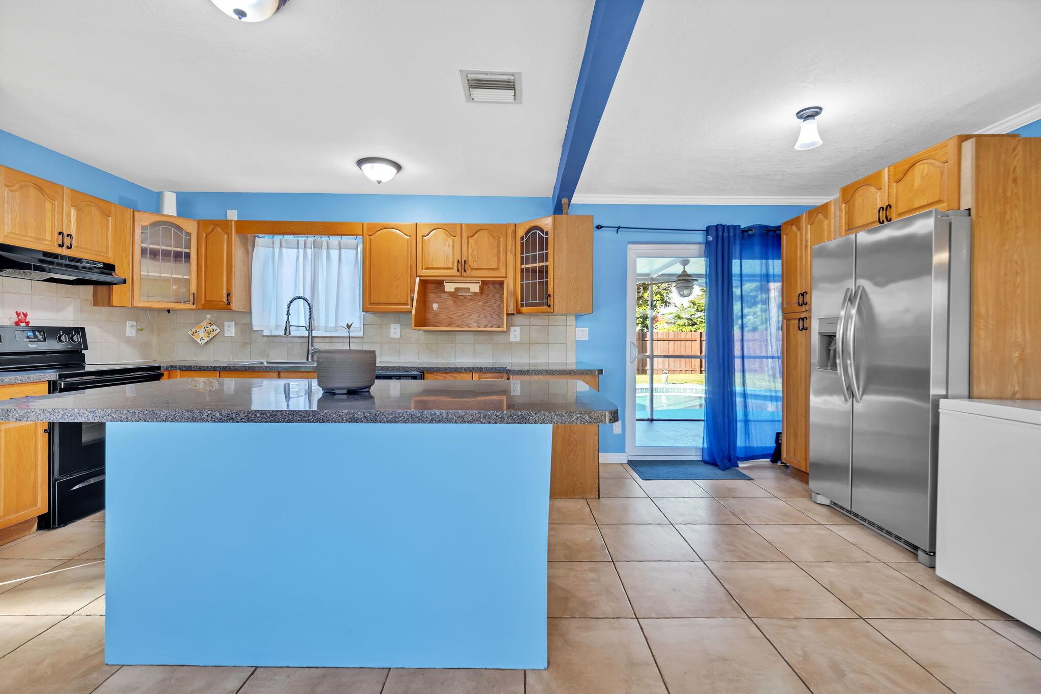 LAKE WORTH HILLS 1ST ADD - Residential