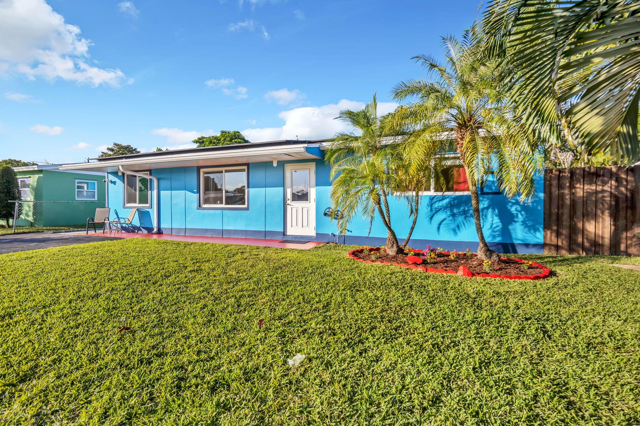 LAKE WORTH HILLS 1ST ADD - Residential