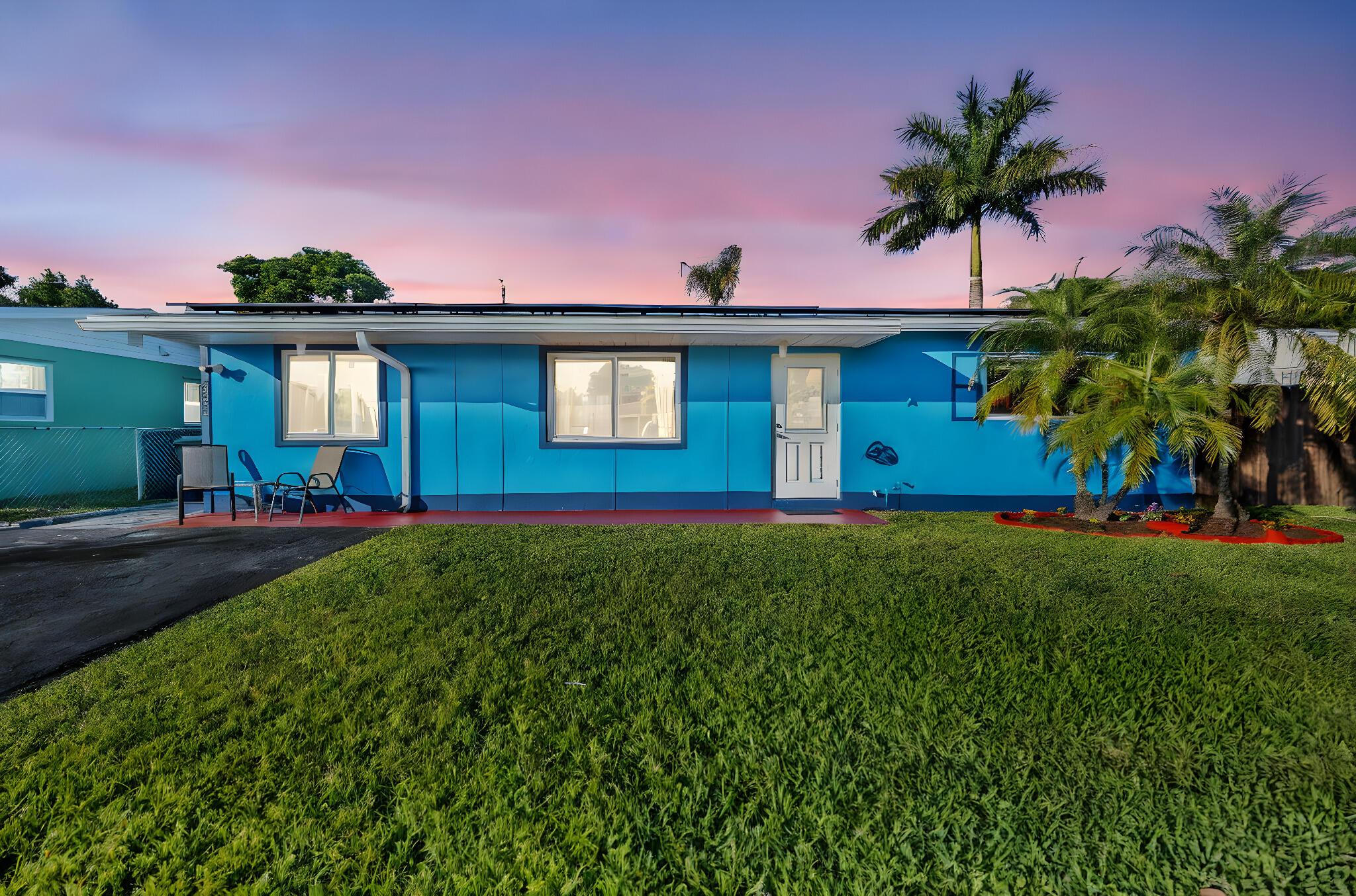 LAKE WORTH HILLS 1ST ADD - Residential