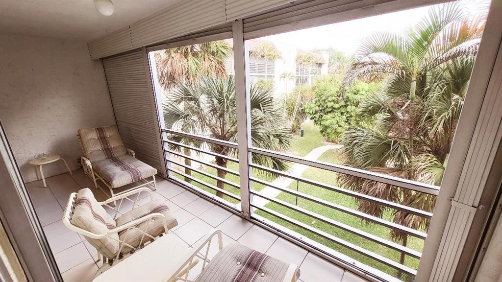 LAS VISTAS CONDOS - Residential