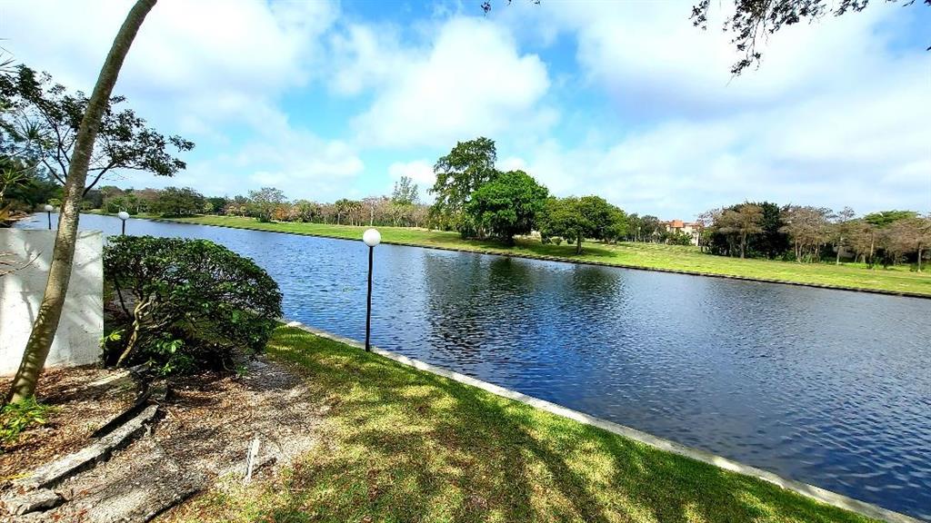 LAS VISTAS CONDOS - Residential