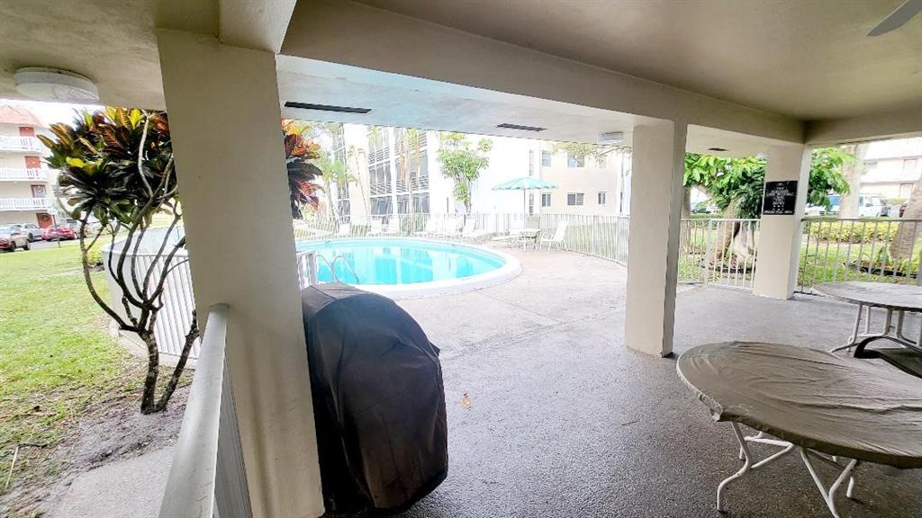 LAS VISTAS CONDOS - Residential