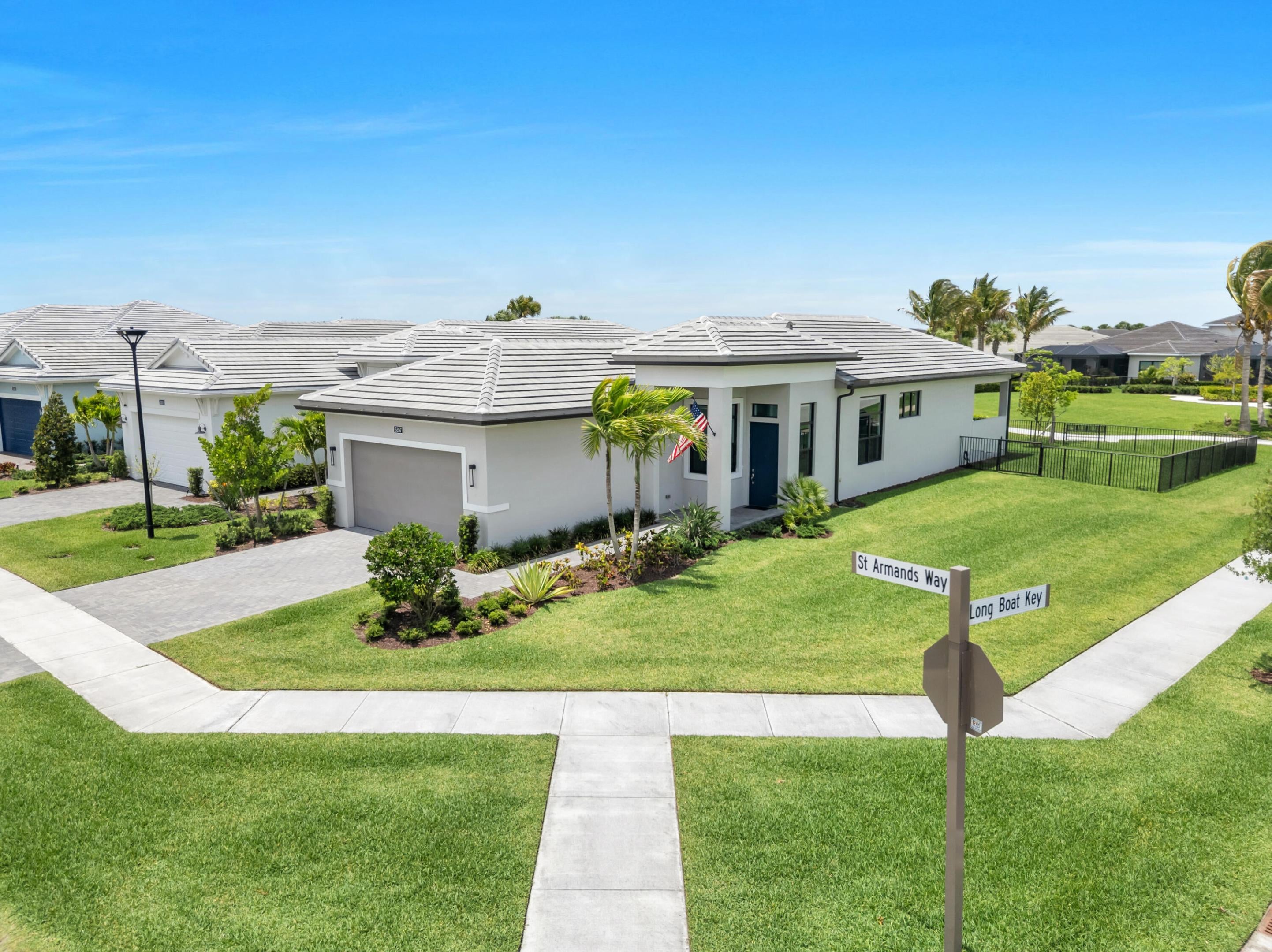 5357 Saint Armands Way
