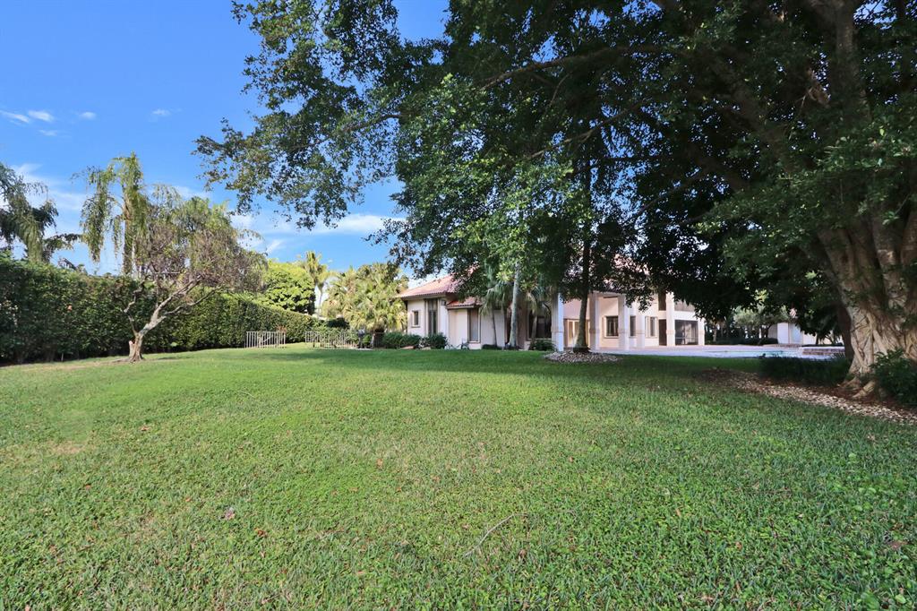 FRENCHMANS CREEK - Residential