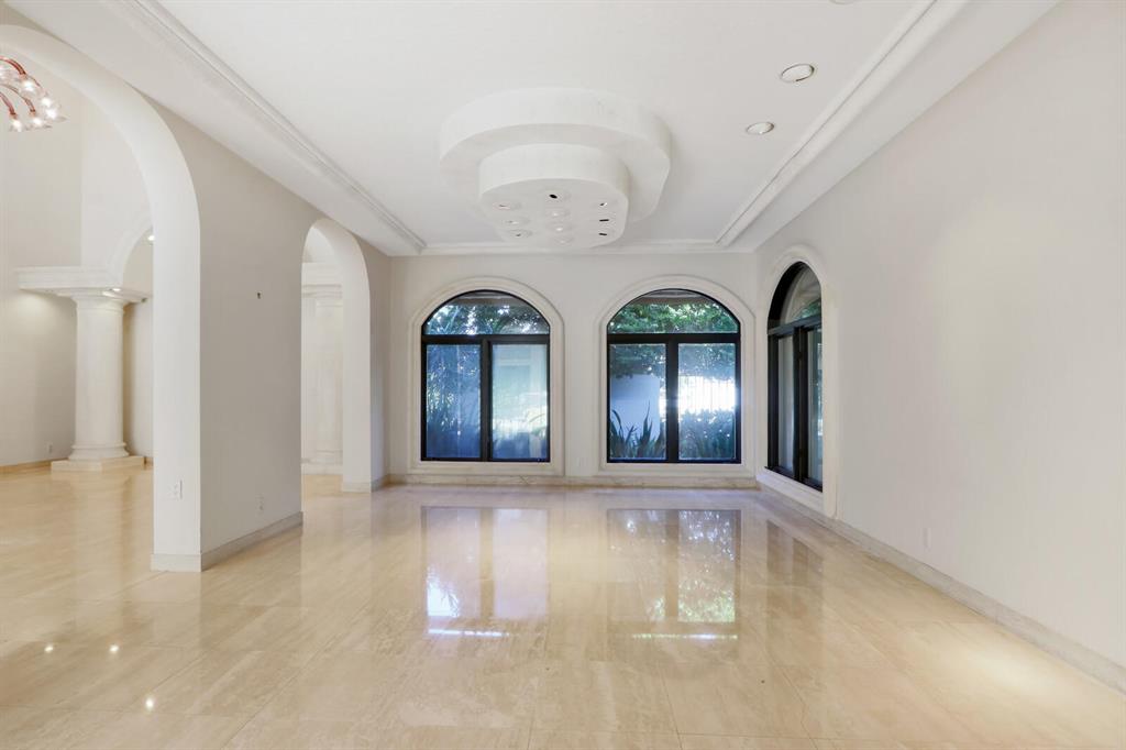 FRENCHMANS CREEK - Residential