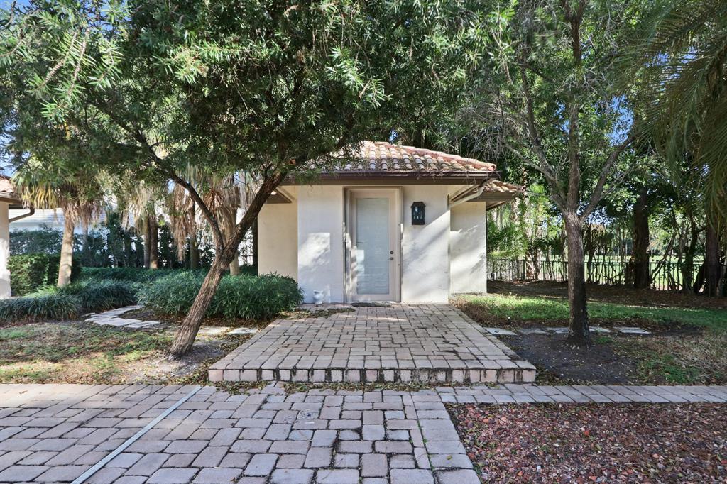 FRENCHMANS CREEK - Residential