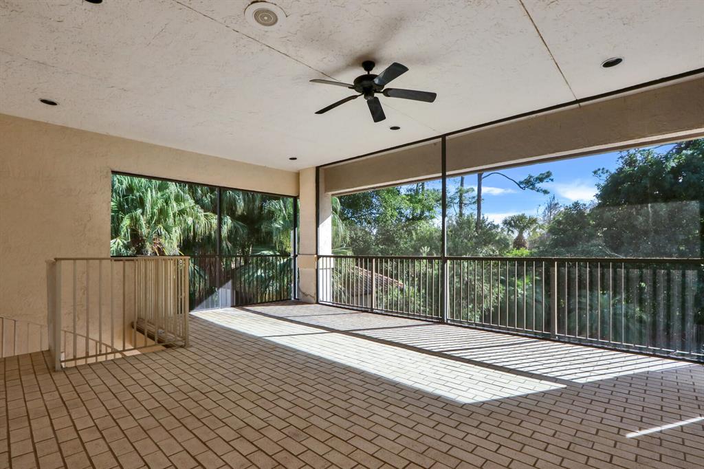 FRENCHMANS CREEK - Residential