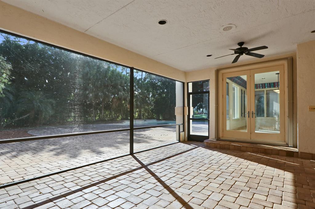 FRENCHMANS CREEK - Residential