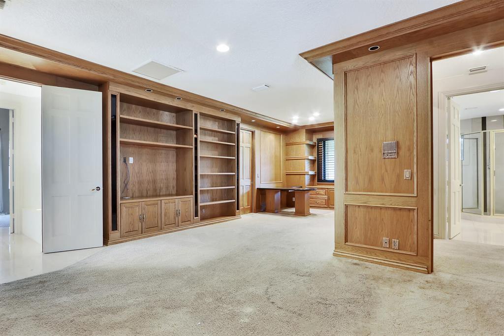 FRENCHMANS CREEK - Residential