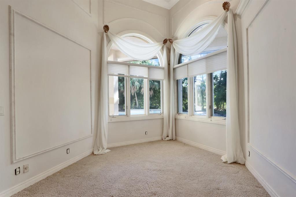 FRENCHMANS CREEK - Residential