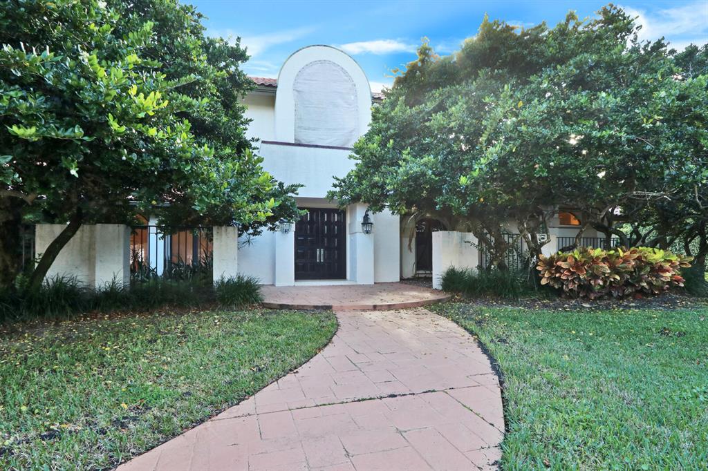 FRENCHMANS CREEK - Residential