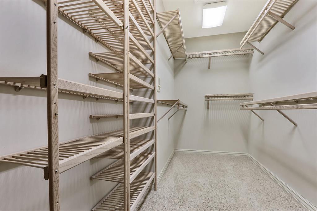 FRENCHMANS CREEK - Residential