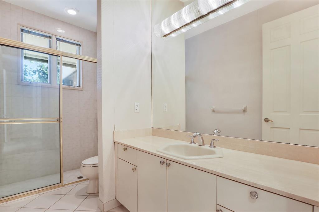 FRENCHMANS CREEK - Residential