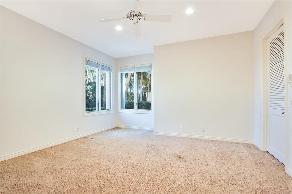 FRENCHMANS CREEK - Residential