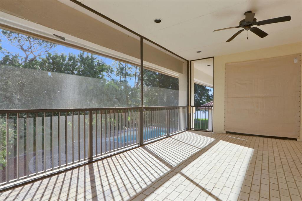 FRENCHMANS CREEK - Residential