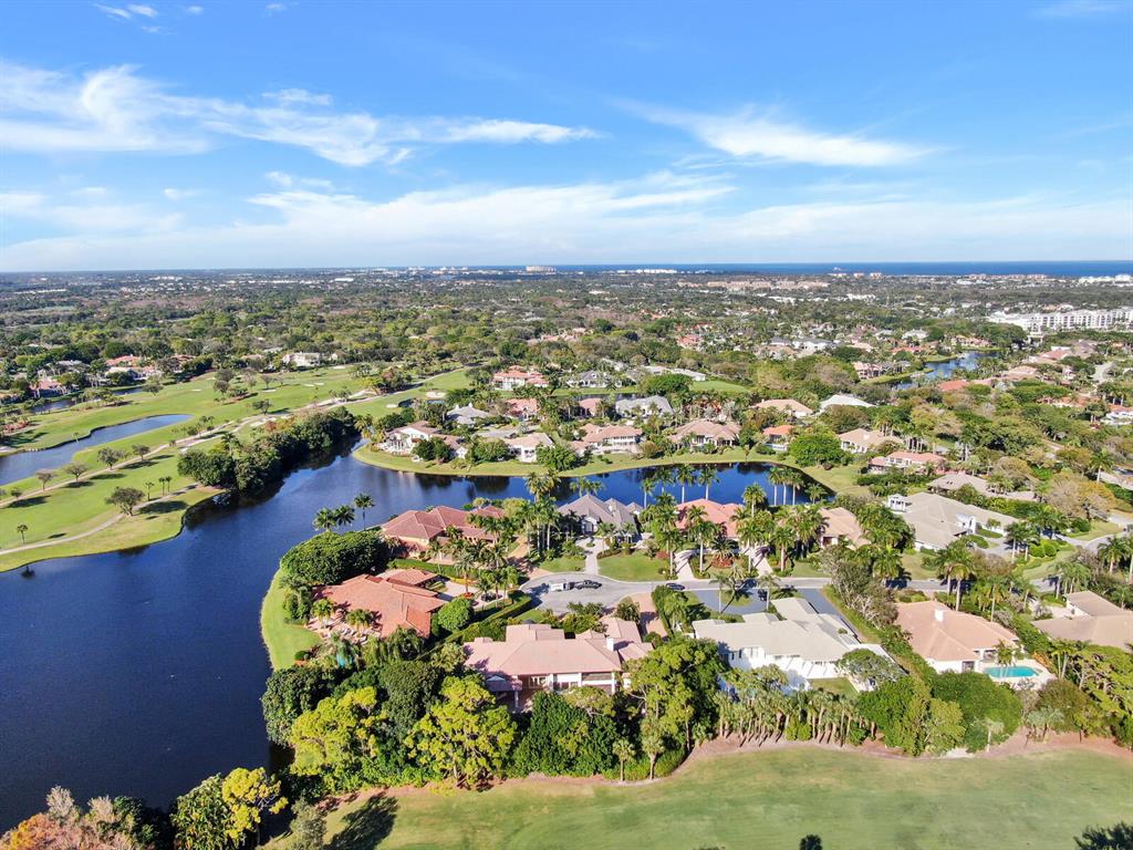 FRENCHMANS CREEK - Residential