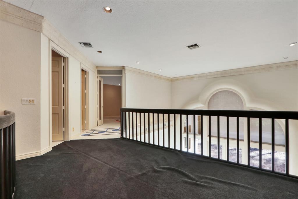 FRENCHMANS CREEK - Residential