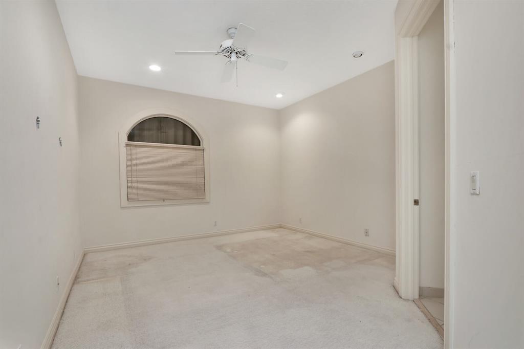 FRENCHMANS CREEK - Residential