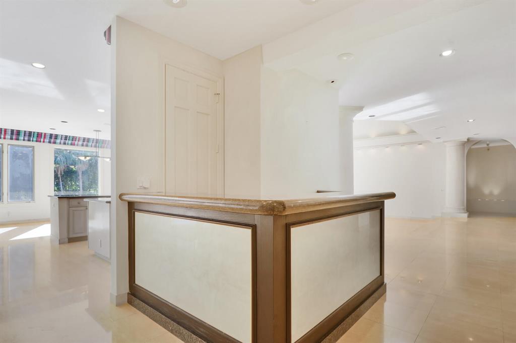 FRENCHMANS CREEK - Residential