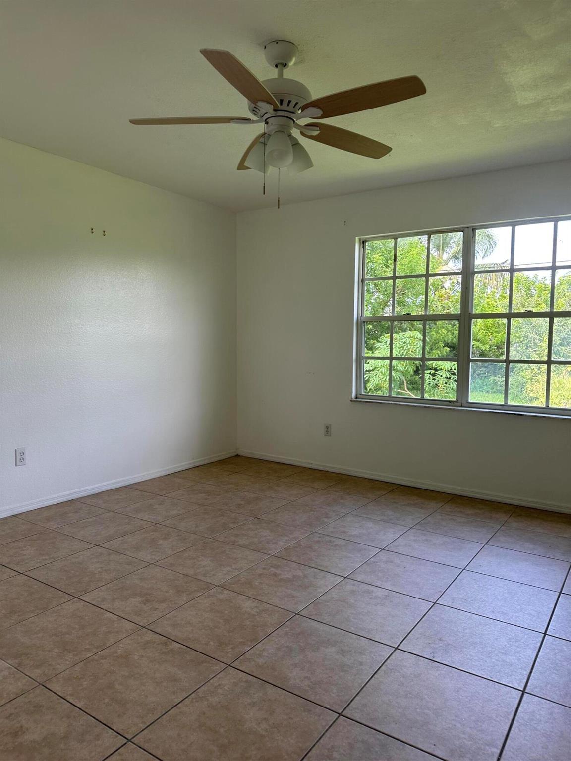 PORT ST LUCIE SECTION 8 - Residential Lease