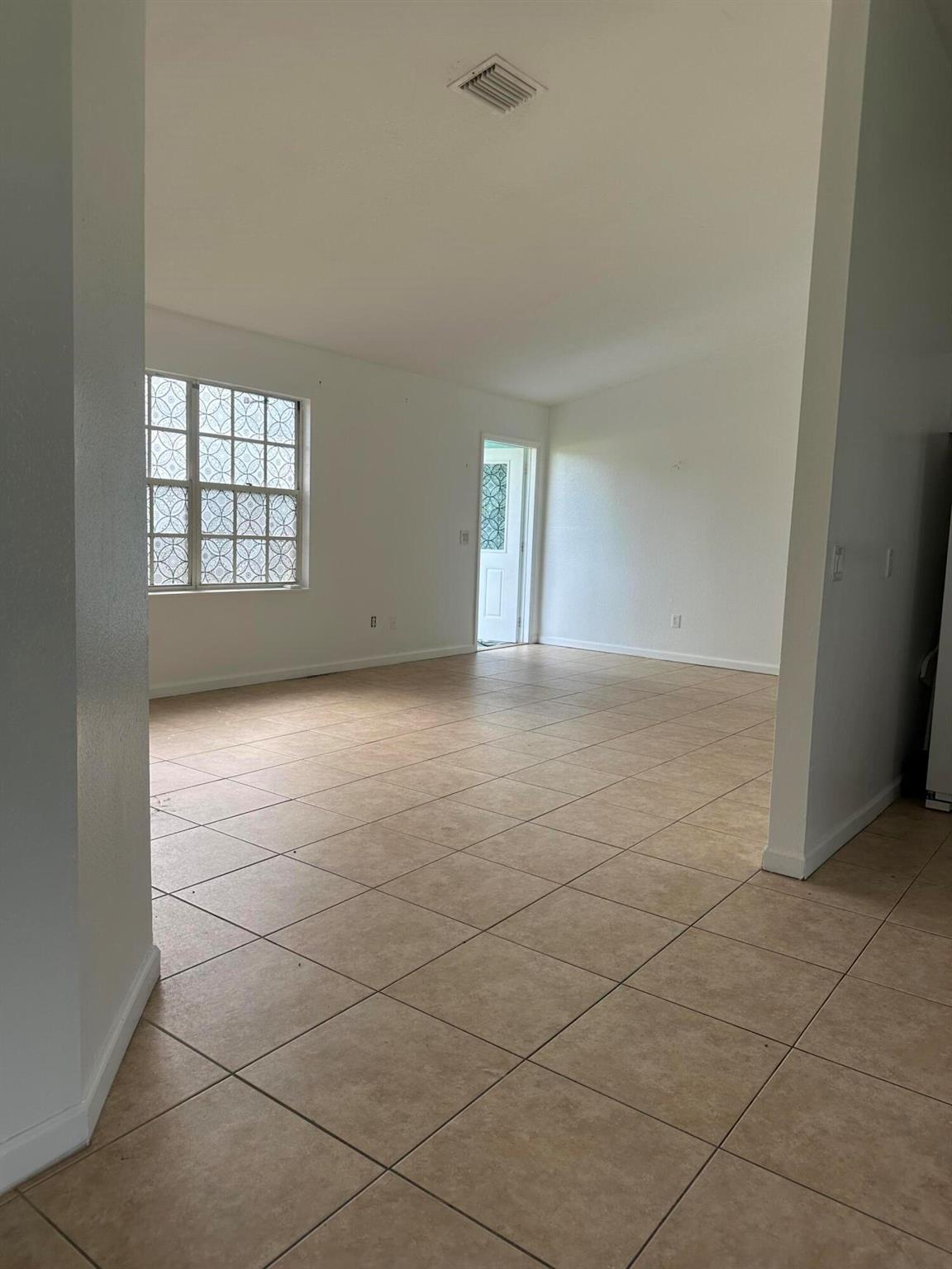 PORT ST LUCIE SECTION 8 - Residential Lease