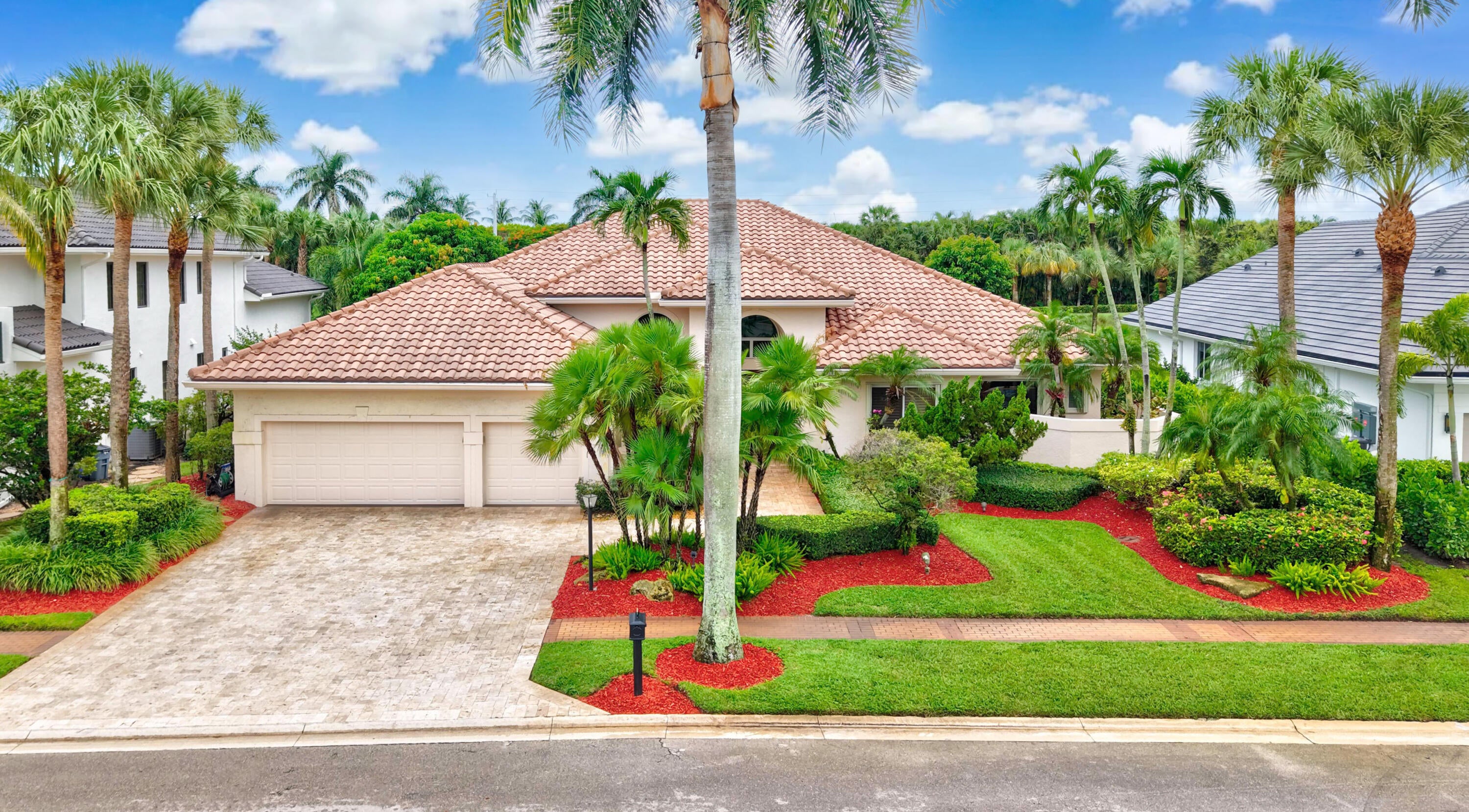 17843 FOXBOROUGH Lane