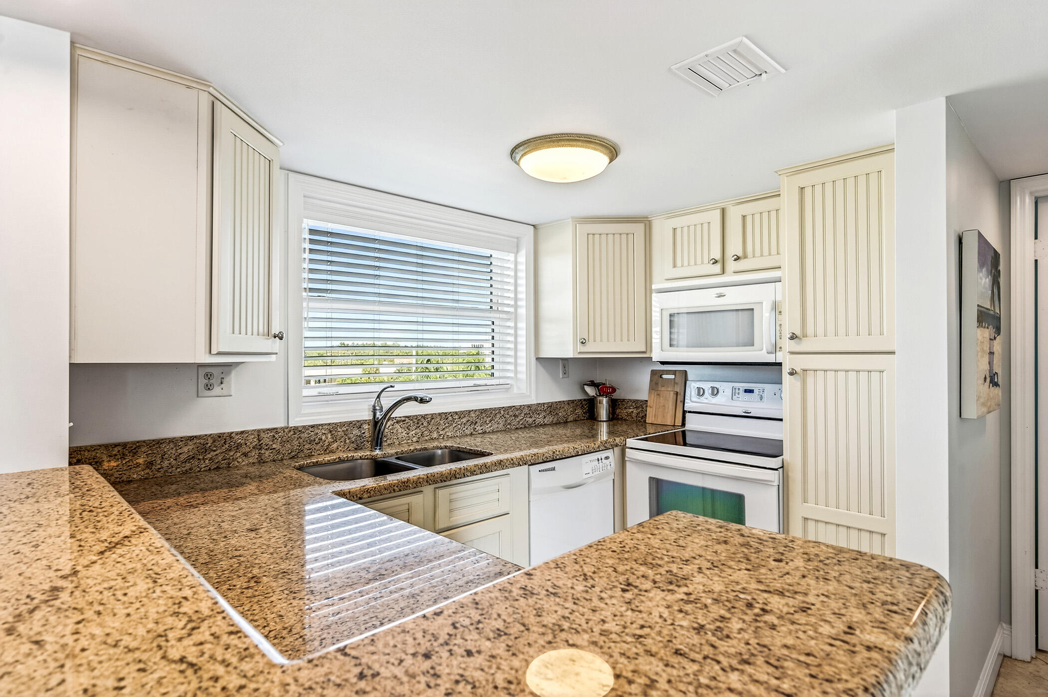 OCEAN CLUB 2 - Residential
