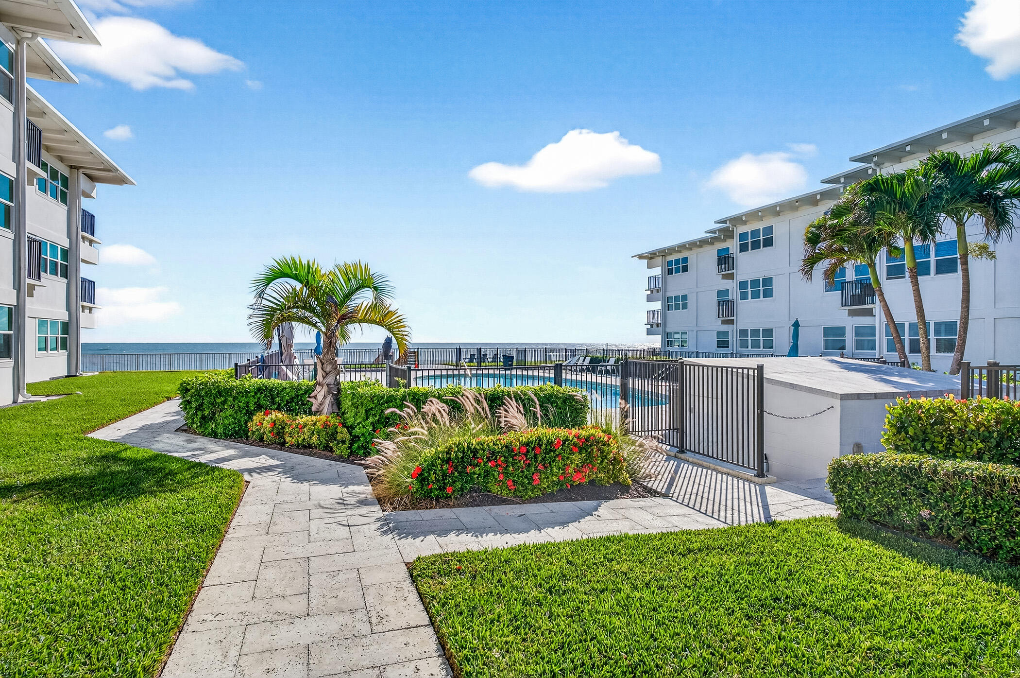 OCEAN CLUB 2 - Residential