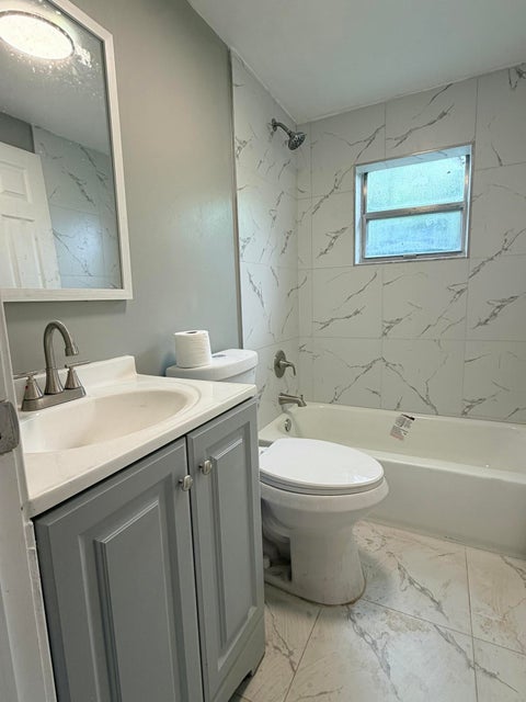 Tiny photo for 605 NW 9TH Avenue, Pompano Beach, FL 33060 (MLS # B26070339)
