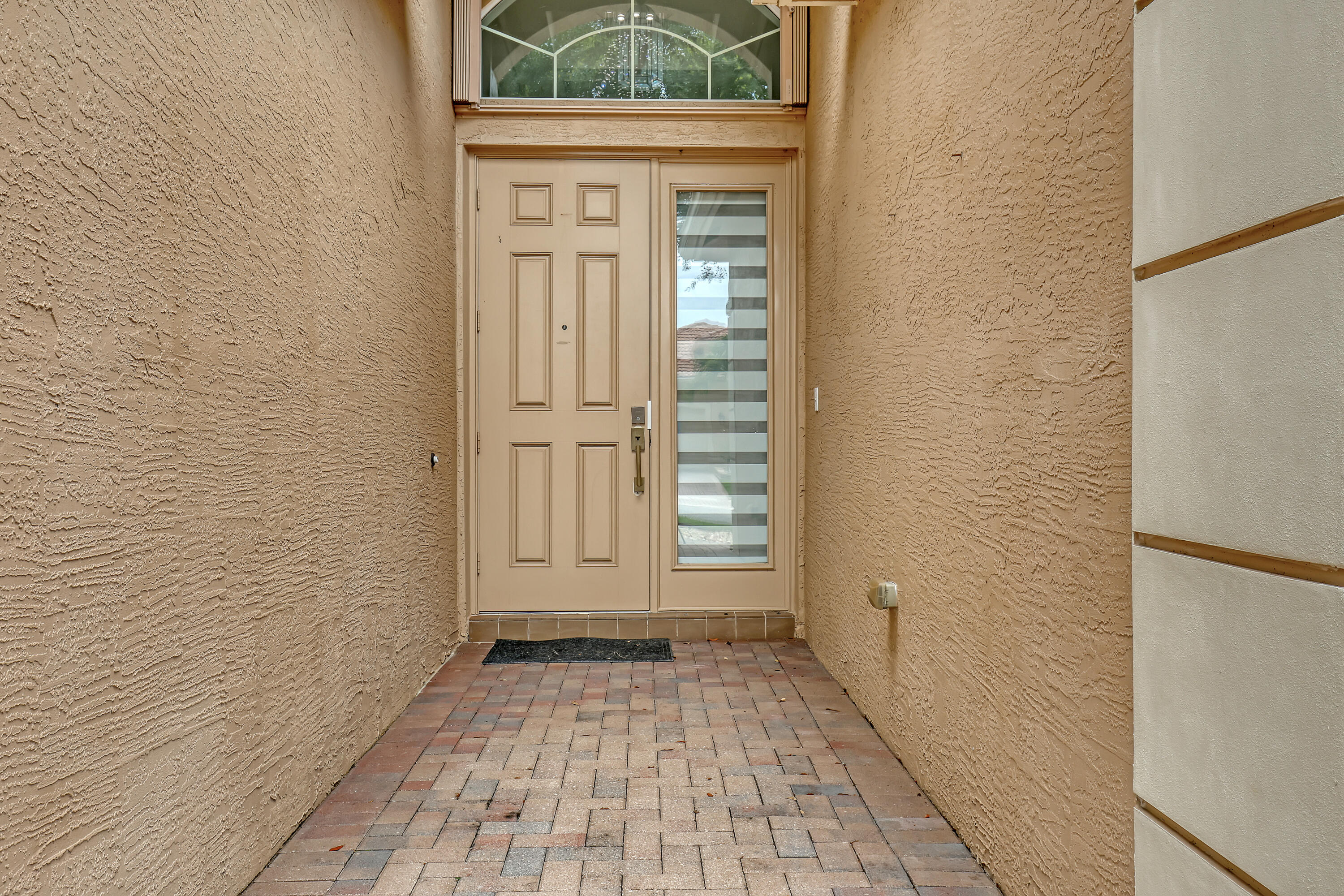 10673 Richfield Way