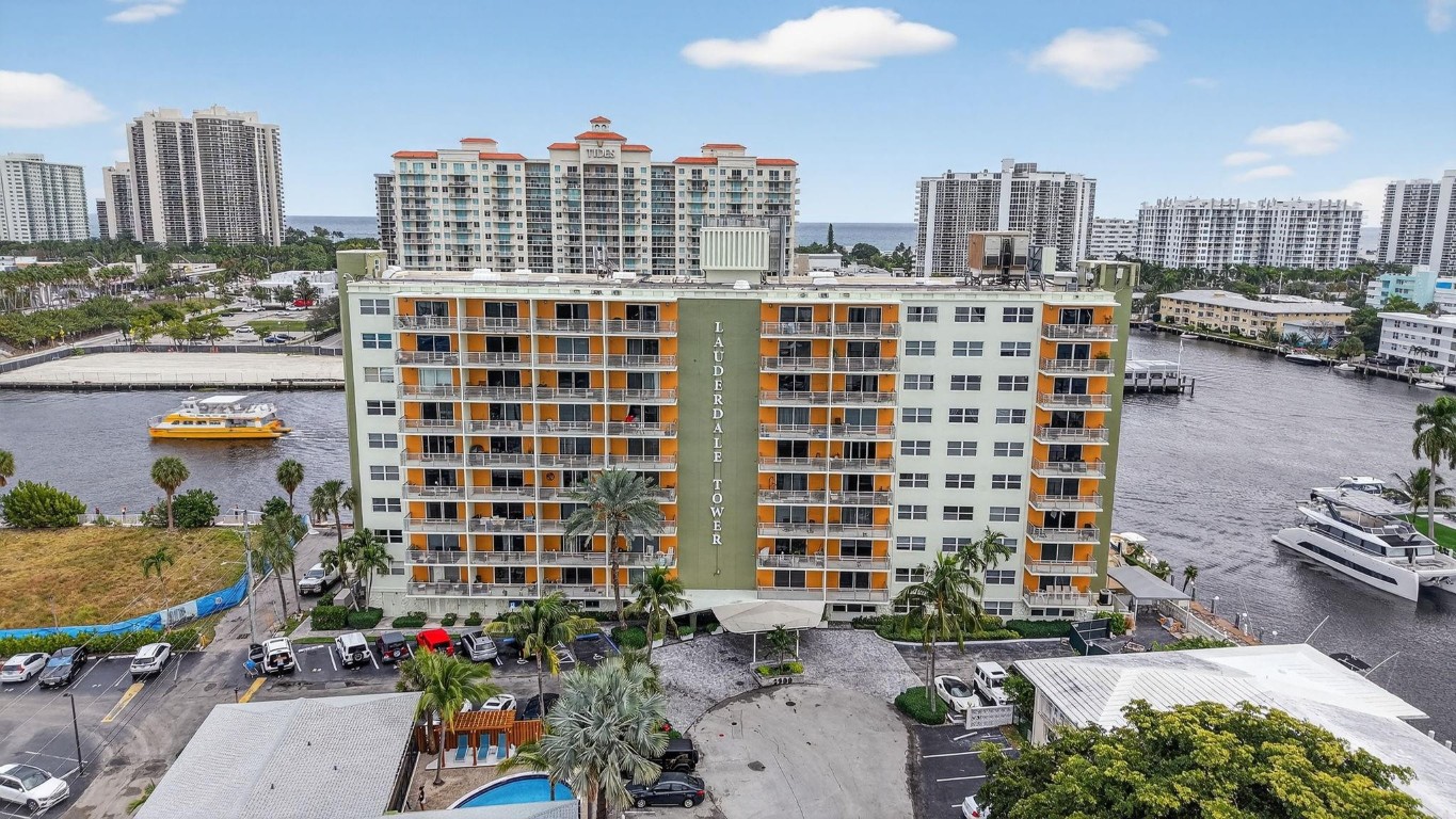 2900 NE 30th Street A4