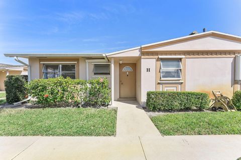 2523 Dudley Drive W H West Palm Beach FL 33415