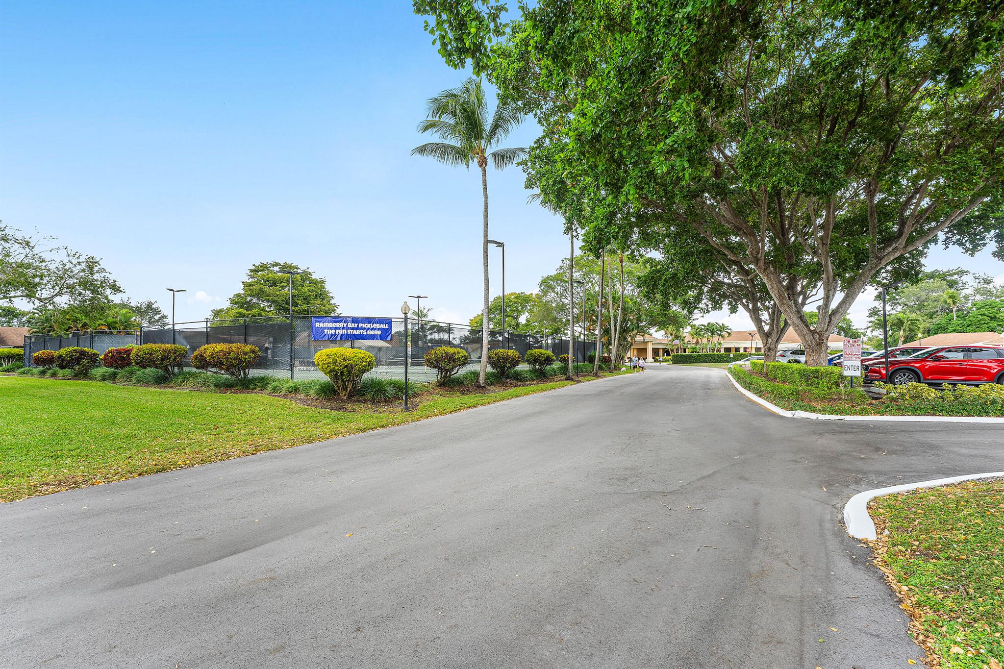 RAINBERRY BAY - Residential